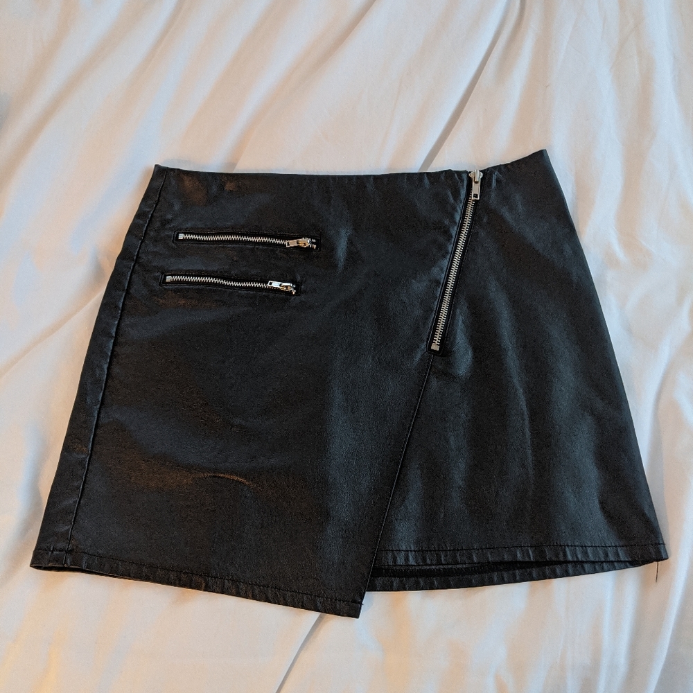 H&M Divided Asymmetrical Pleather Zip Skirt